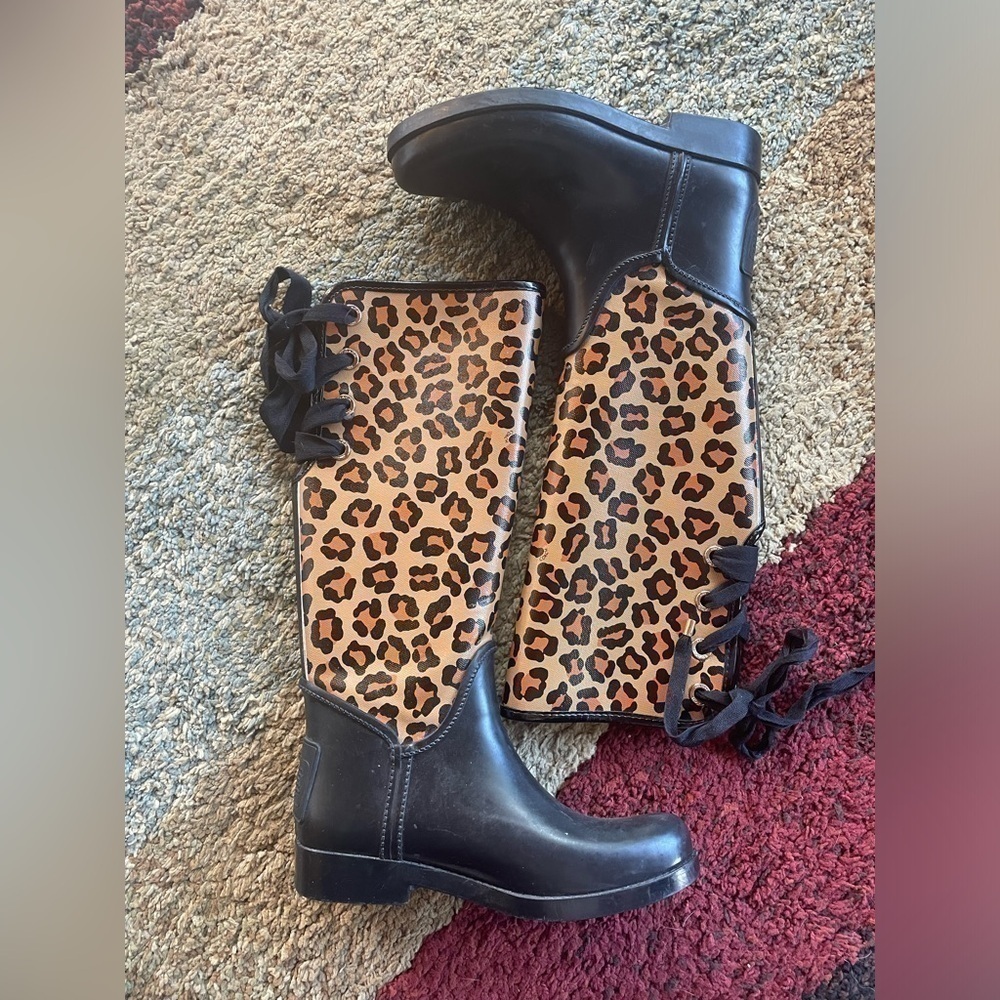 Authentic Coach Leopard Signature Outline “Tristee” Rain Boots - Picture 4 of 11